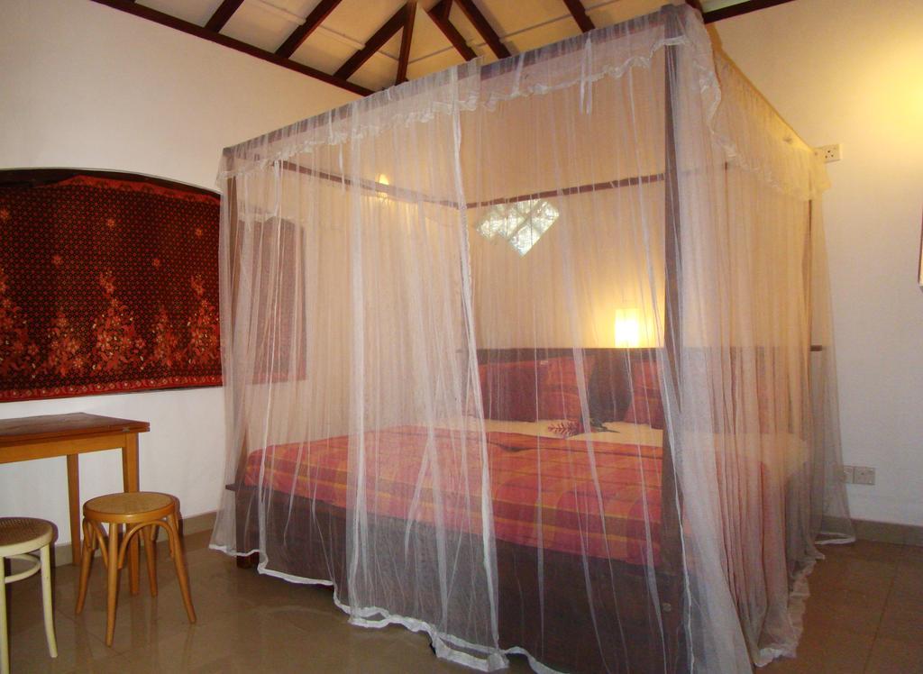 Garden Haven Hikkaduwa Villa Kamer foto